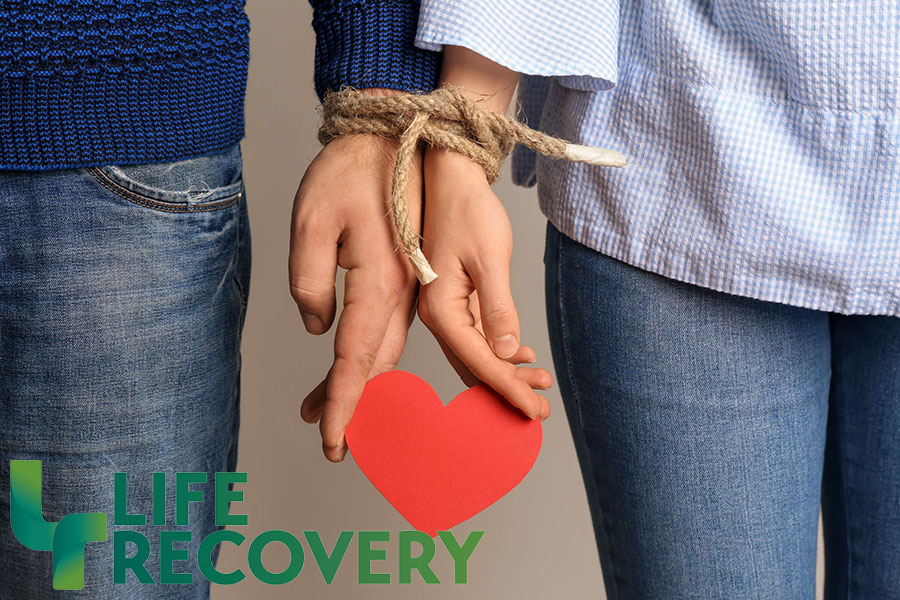7 Tell-Tale Signs of Relationship Addiction