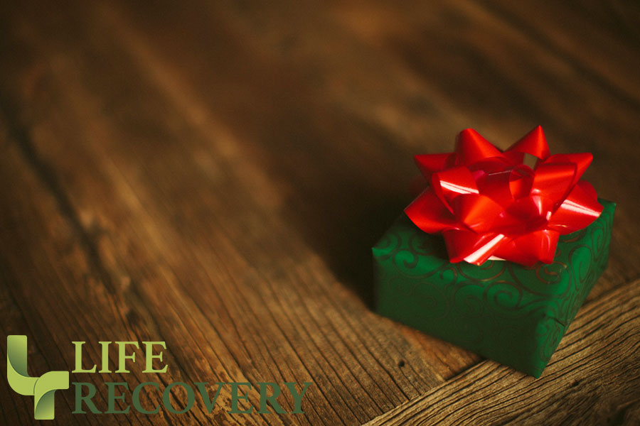 8 Ways to Get Through the Holidays After a Loss