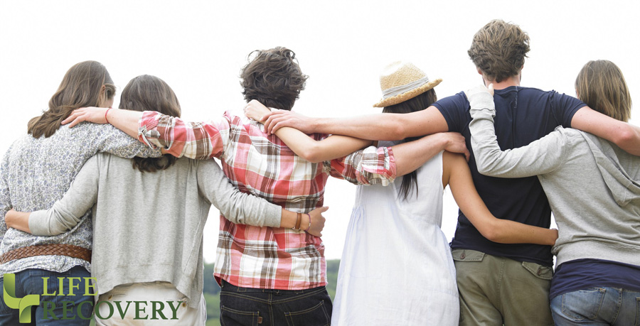 7 Ways to Cultivate Community in Your Life Recovery Group