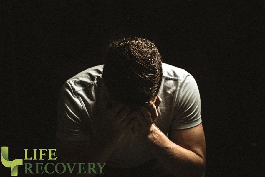 The Do’s and Don’ts of Helping Someone with PTSD